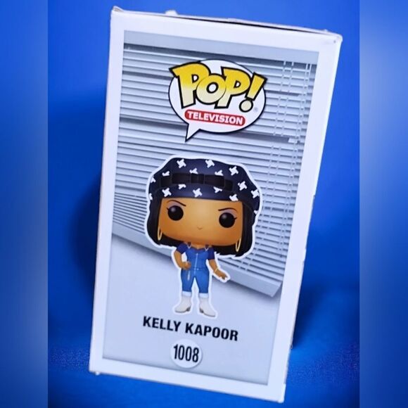 FUNKO POP "The Office" KELLY KAPOOR VINYL FIGURE "Casual Day The Office" #1008 - Picture 11 of 12
